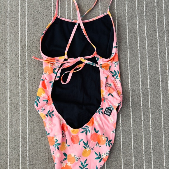 Jolyn - Jackson Tie-Back Suit, Citrussy Print, Size 34 Like Brand New! - Picture 3 of 4
